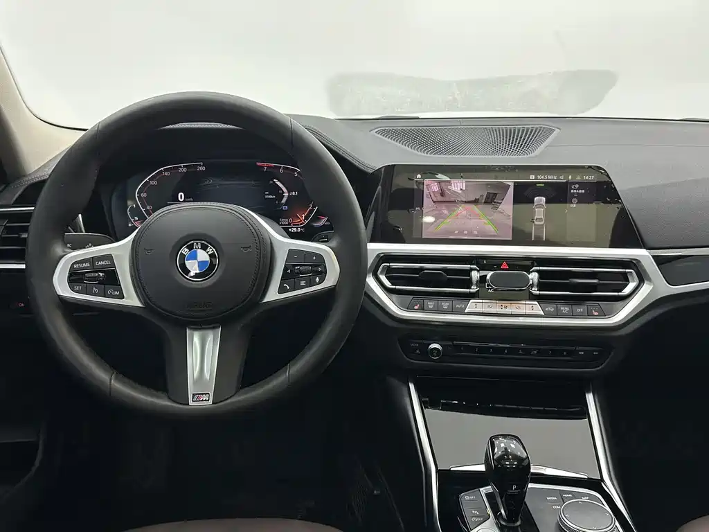 BMW 3 Series 2022 — фото 11