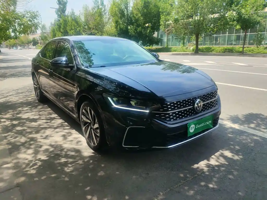 Volkswagen Passat 2022