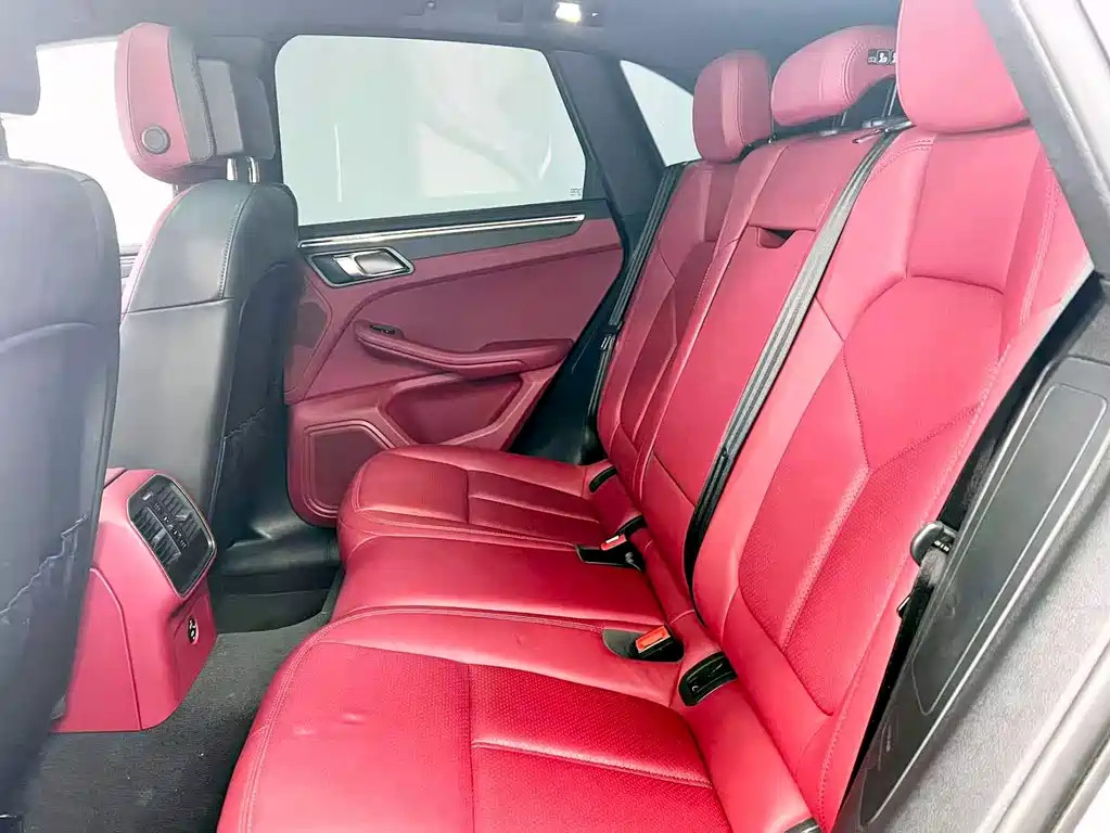 Porsche Macan 2022 — фото 14