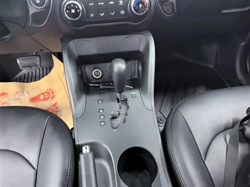 Hyundai ix35 2016 — фото 14