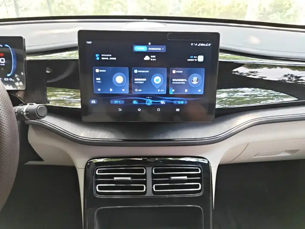 BYD Qin PLUS 2025 — фото 13