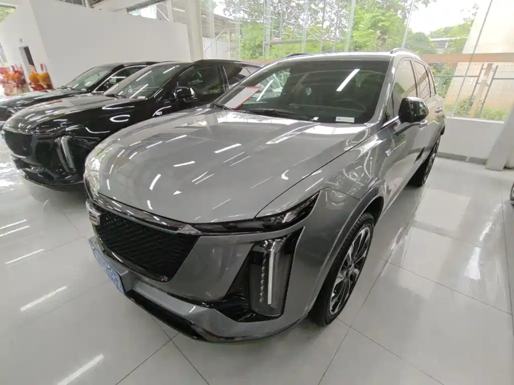 Cadillac XT5 2025