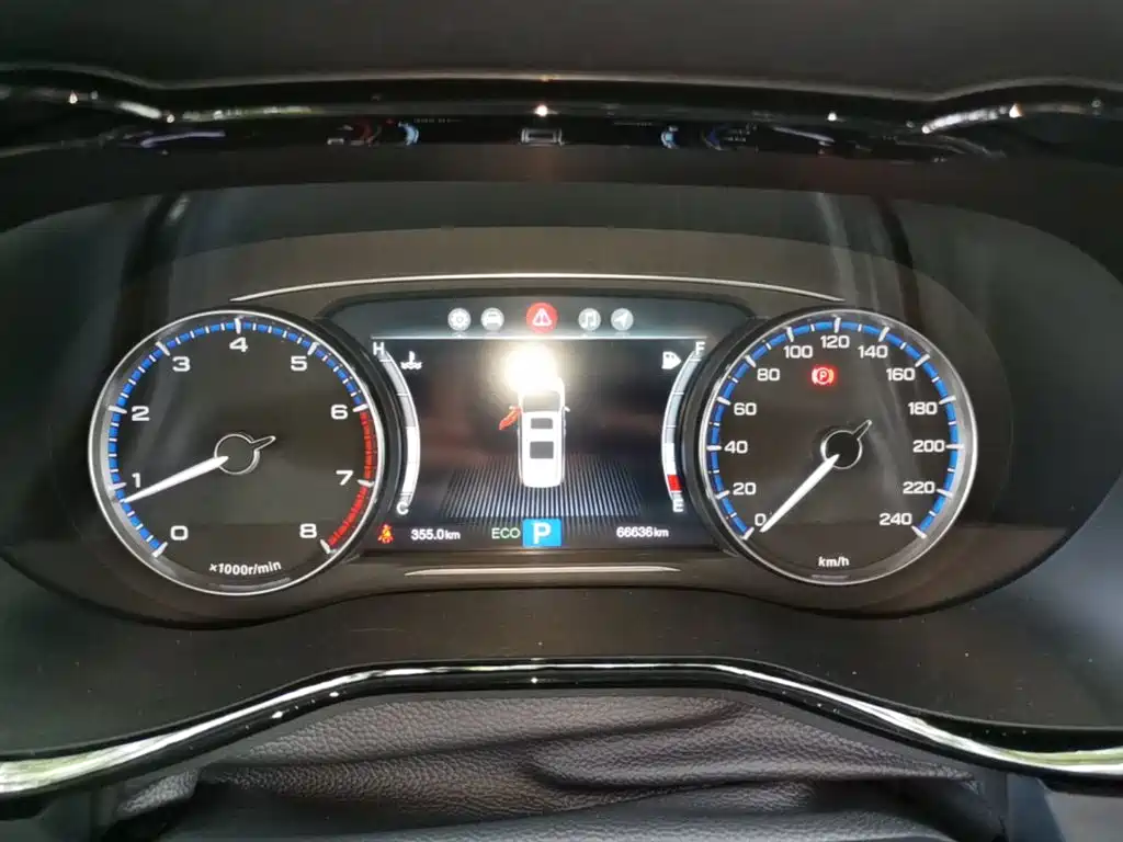 GAC Trumpchi M8 2019 — фото 12