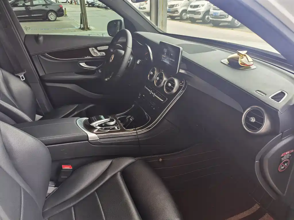 Mercedes-Benz GLC 2019