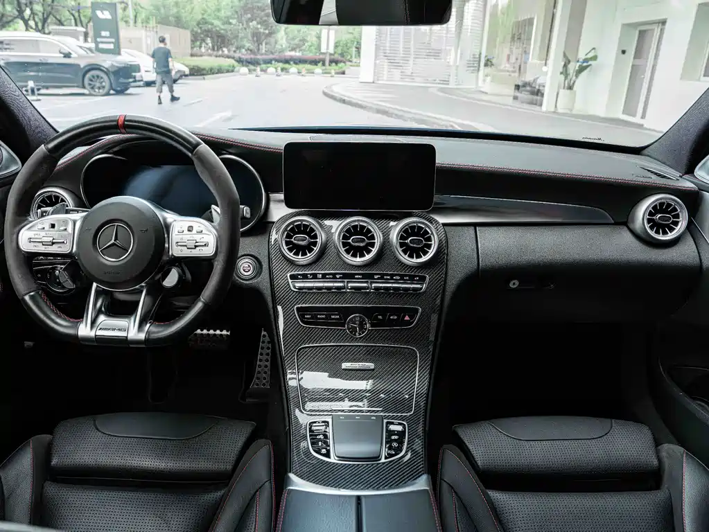 Mercedes-Benz C-Class AMG 2021 — фото 17