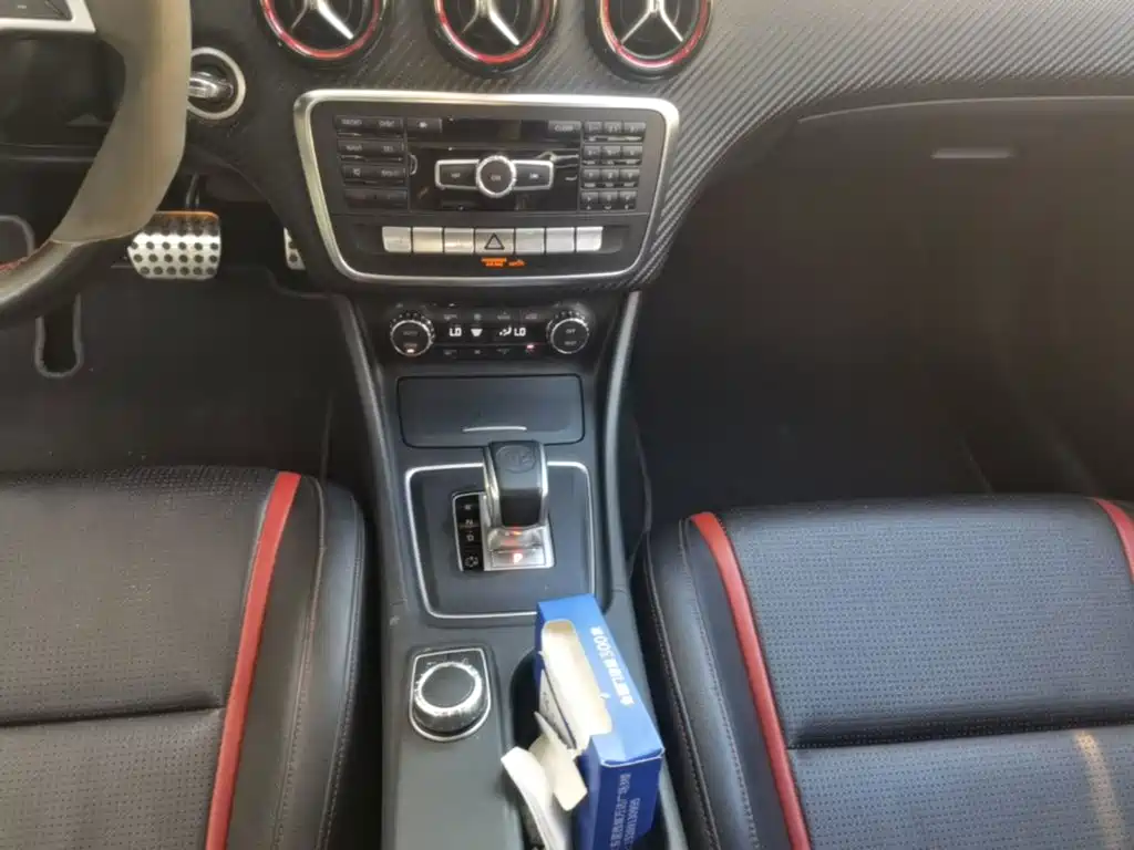 Mercedes-Benz A-Class AMG 2016 — фото 14