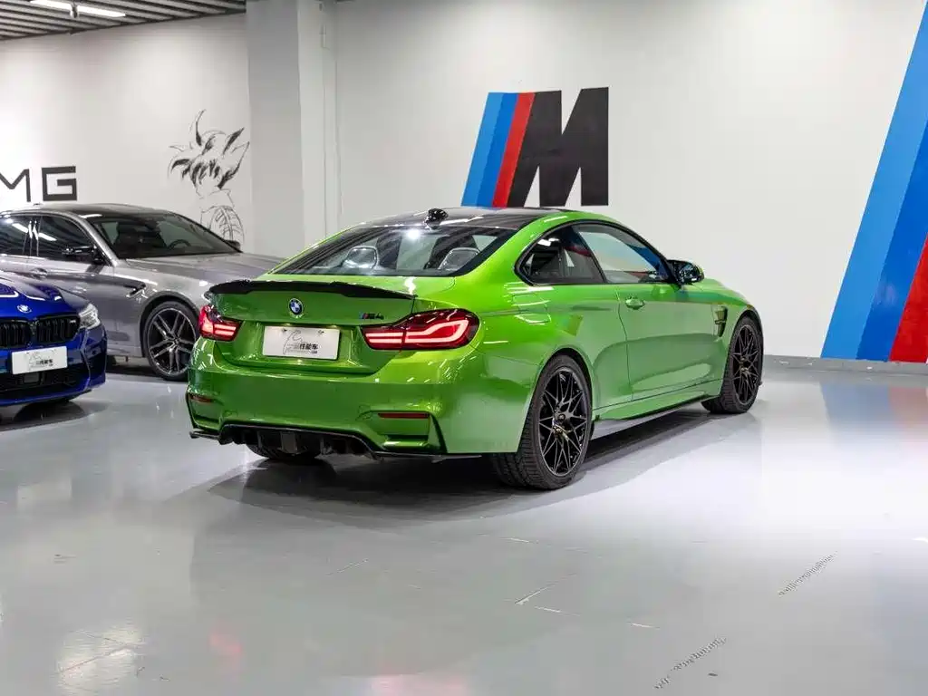 BMW M4 2018 — фото 4