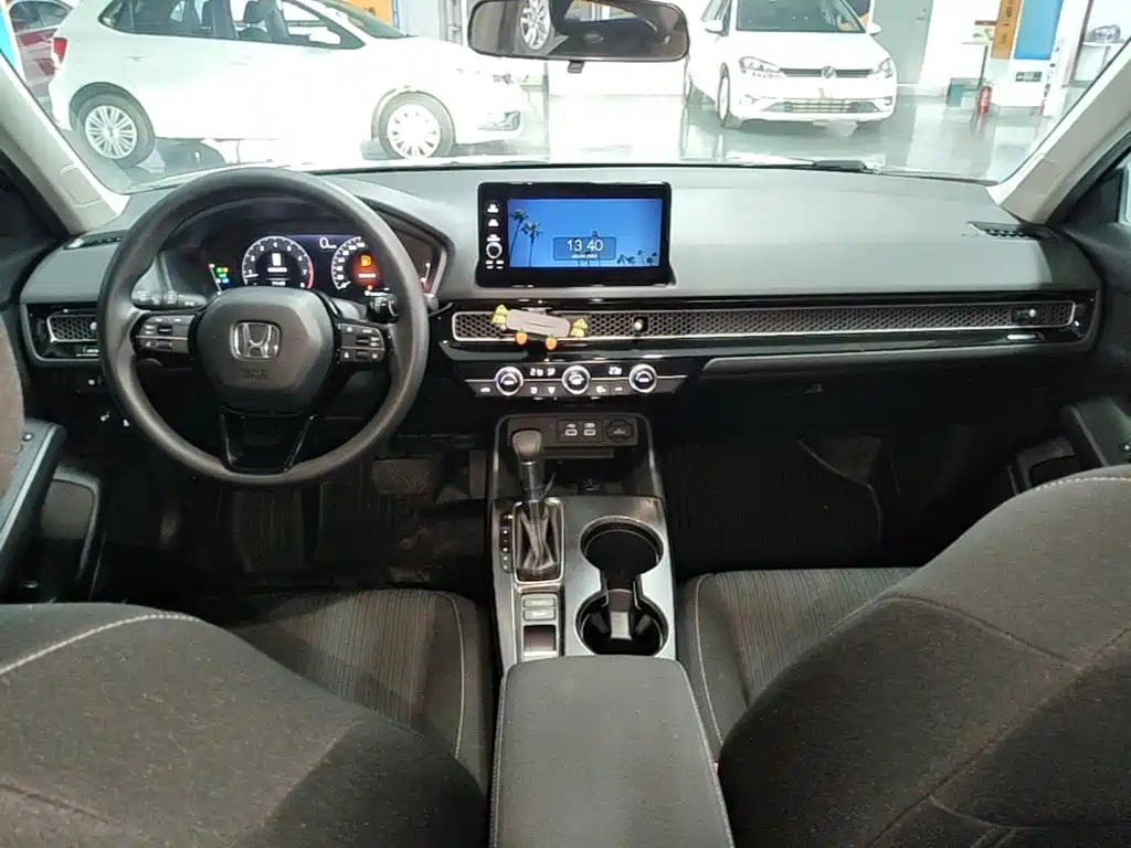 Honda Civic 2022 — фото 10