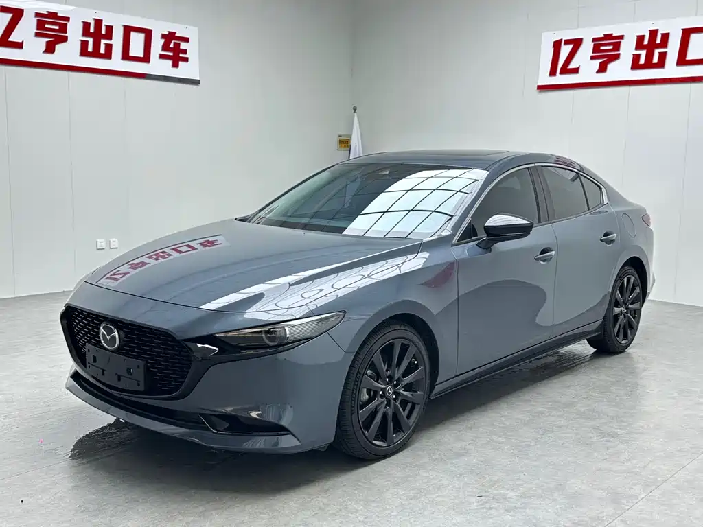 Mazda 3 Axela 2022