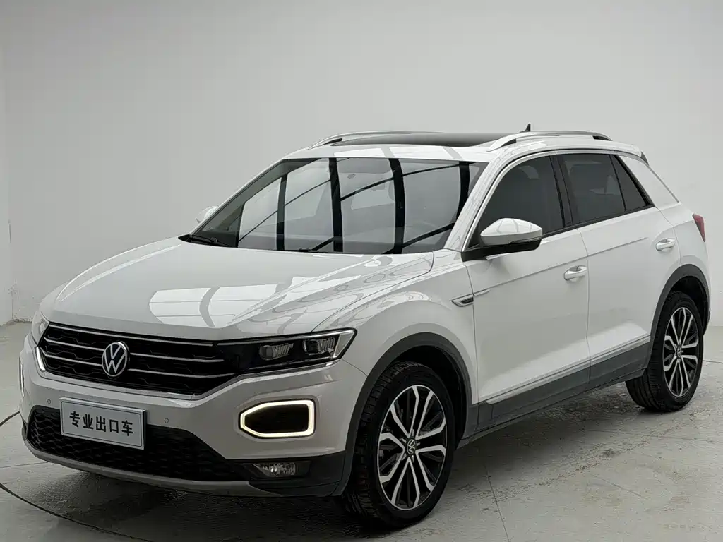 Volkswagen T-Roc 2022 — фото 1