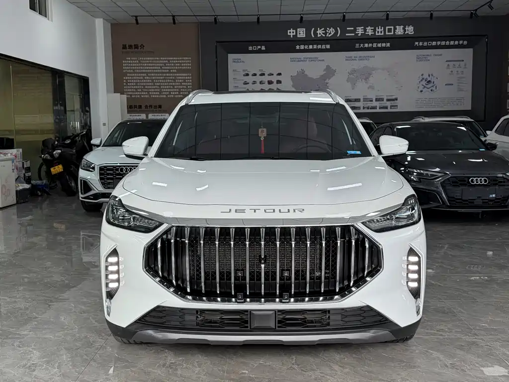 Jetour X70 PLUS 2023
