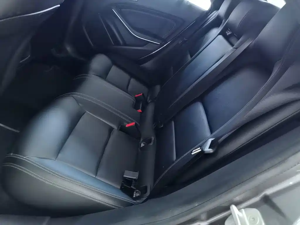 Mercedes-Benz CLA 2016 — фото 17