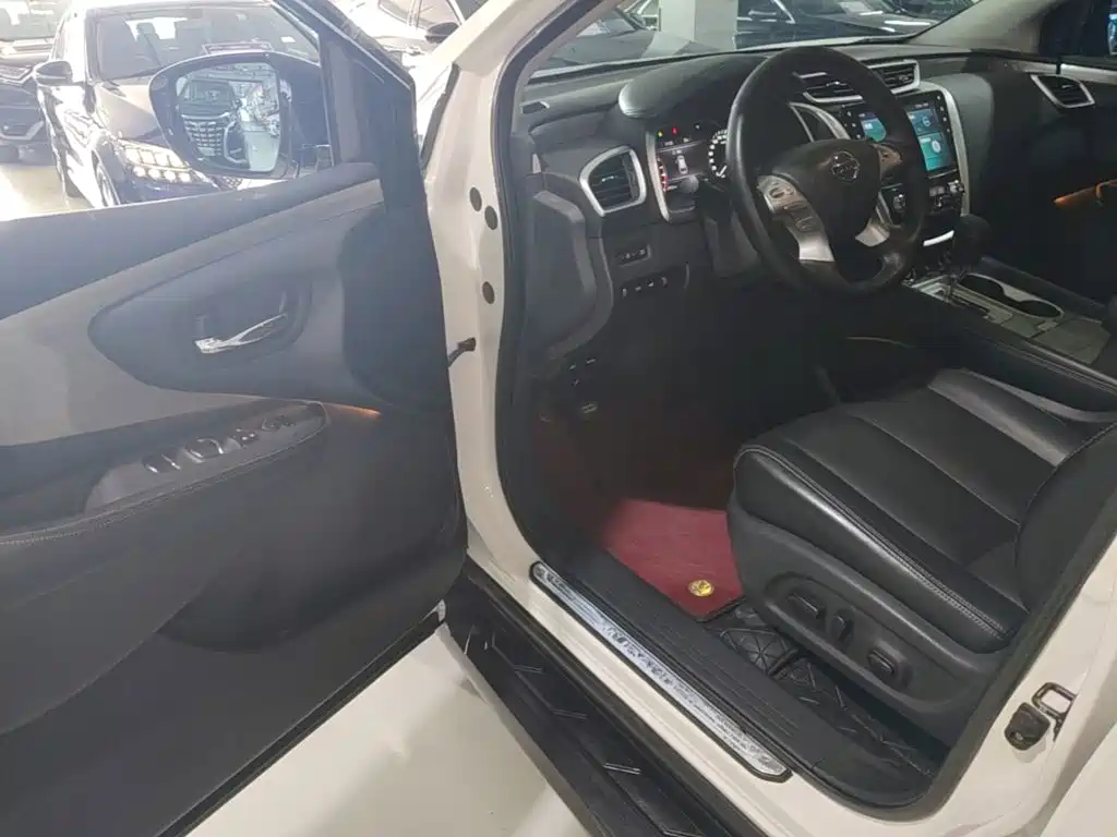 Nissan Murano 2019 — фото 16
