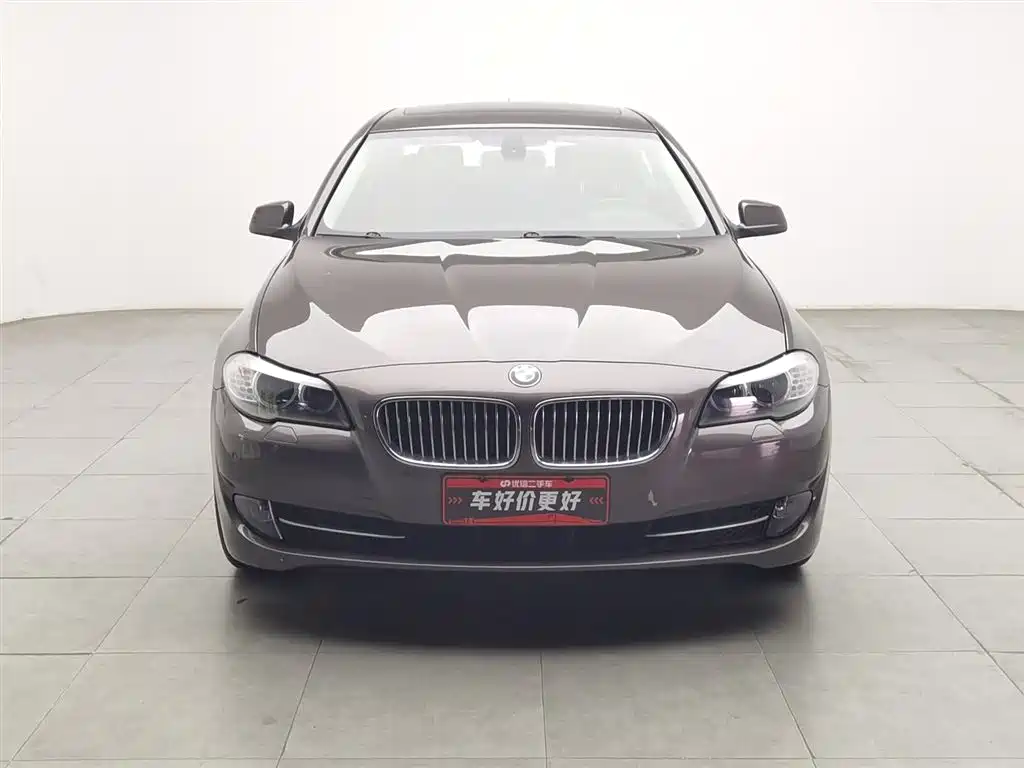 BMW 5 Series 2012 — фото 3