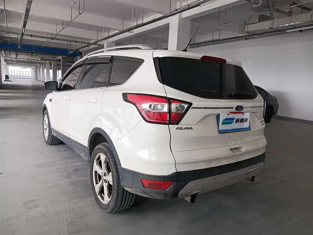 Ford Kuga 2017 — фото 4