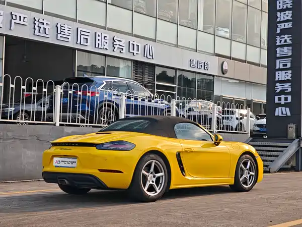 Porsche 718 2022