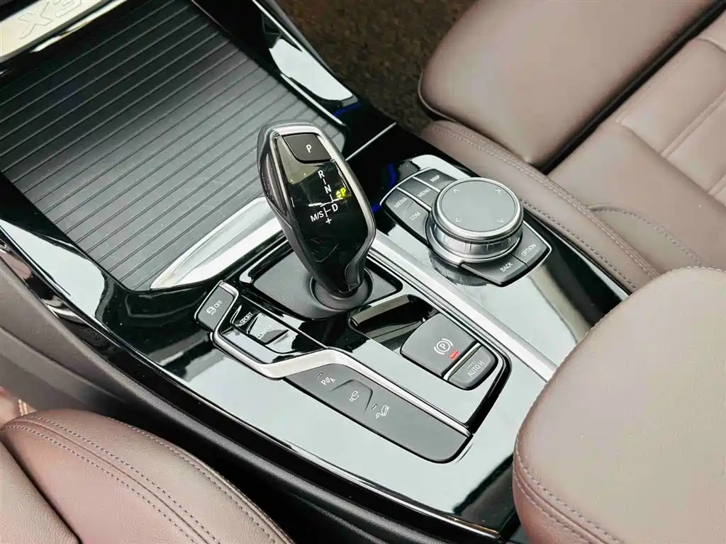 BMW X3 2019 — фото 19