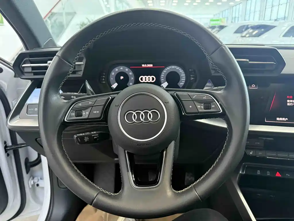 Audi A3 2023 — фото 18