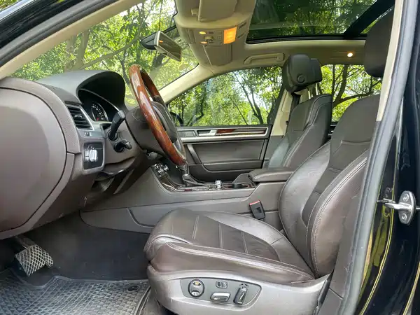 Volkswagen Touareg 2015
