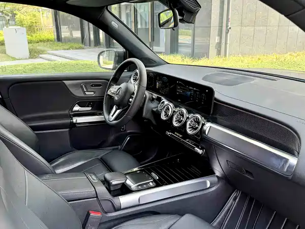 Mercedes-Benz GLB 2022