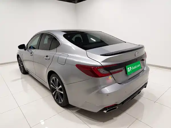 Toyota Camry 2024