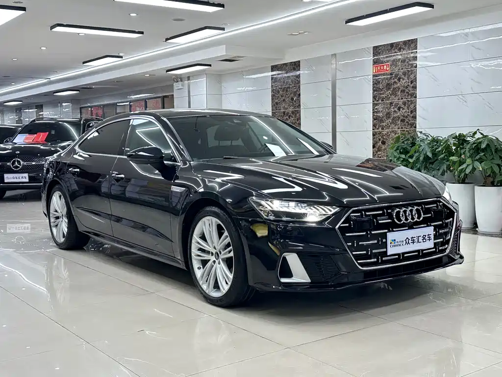 Audi A7L 2025
