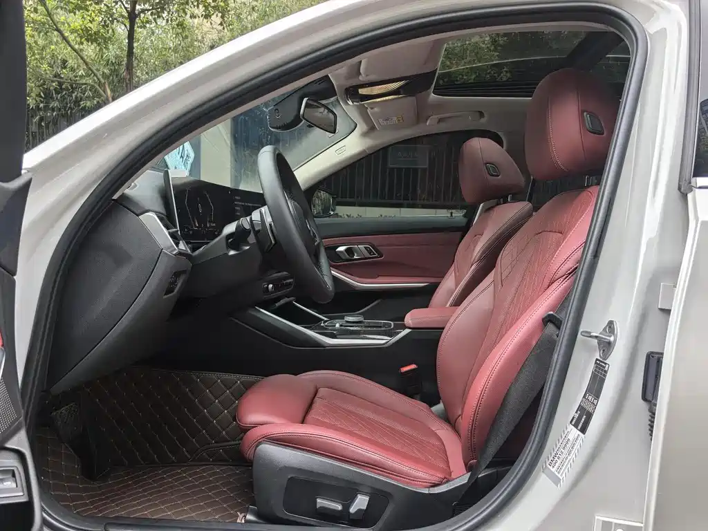 BMW 3 Series 2023