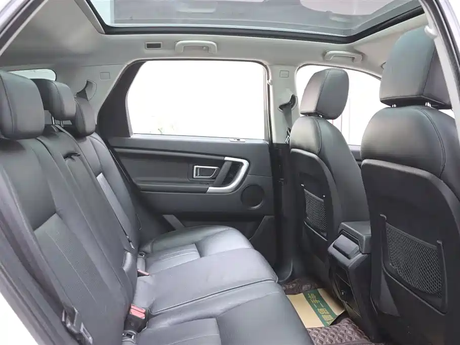 Land Rover Discovery Sport 2019 — фото 15