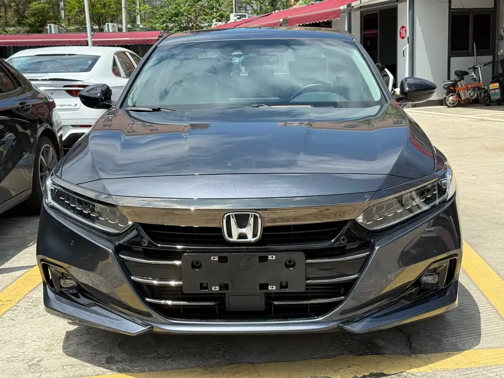 Honda Accord 2022 — фото 2