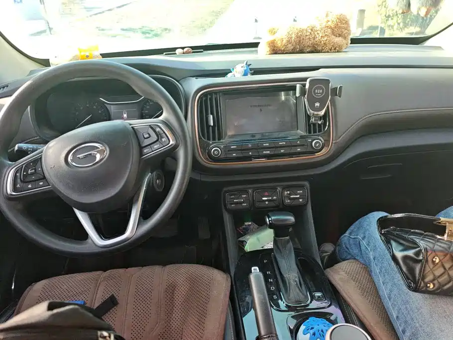 GAC Trumpchi GS3 2018 — фото 12