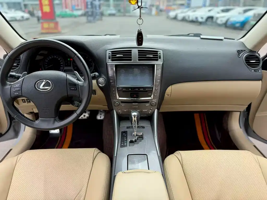 Lexus IS 2008