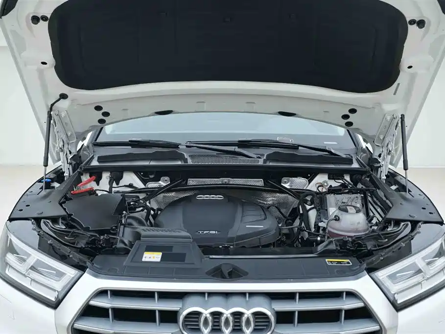 Audi Q5L 2021