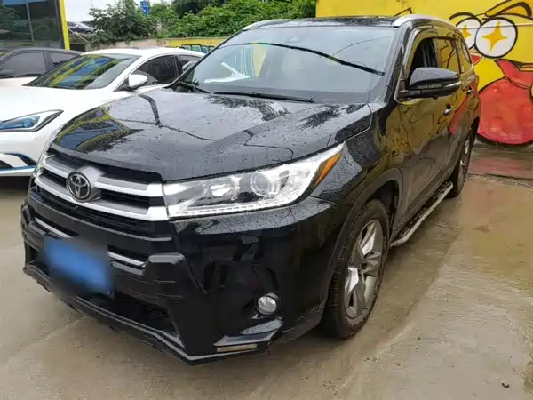 Toyota Highlander 2021