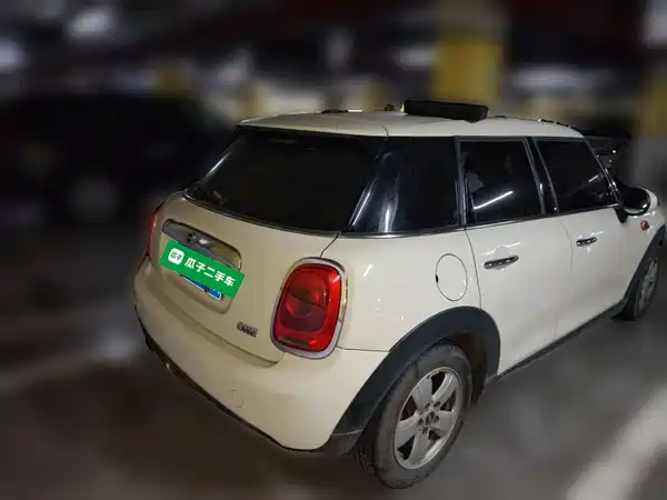 MINI 2017