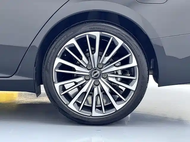 Nissan Teana 2025 — фото 16
