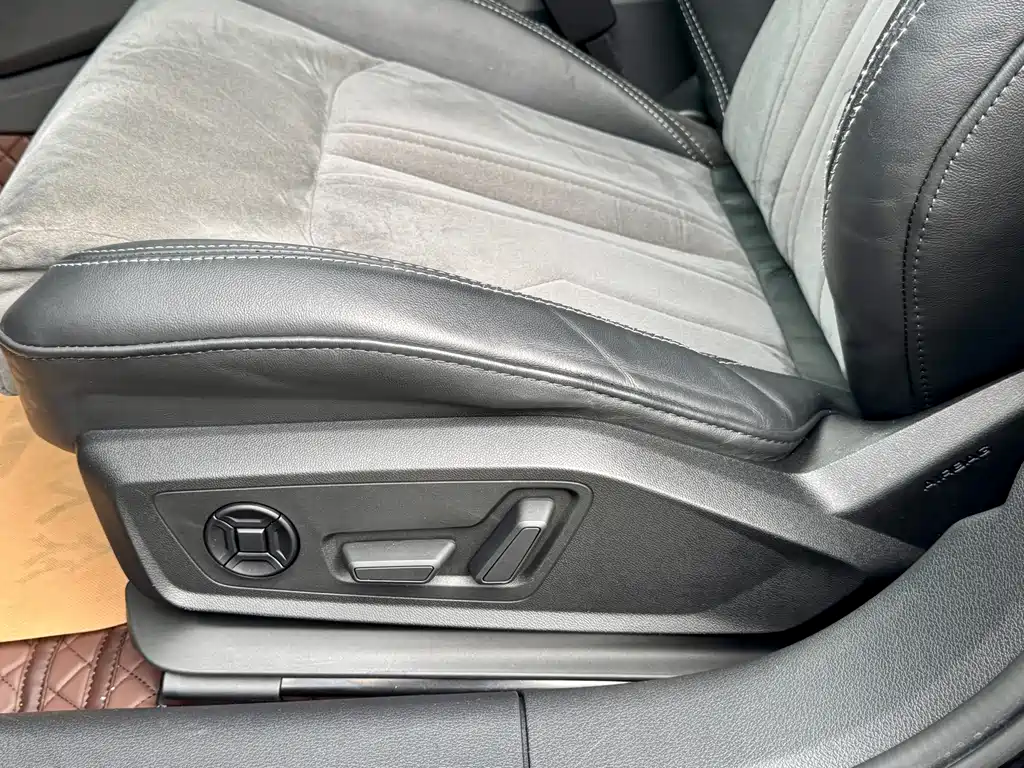 Audi A6L 2022 — фото 26