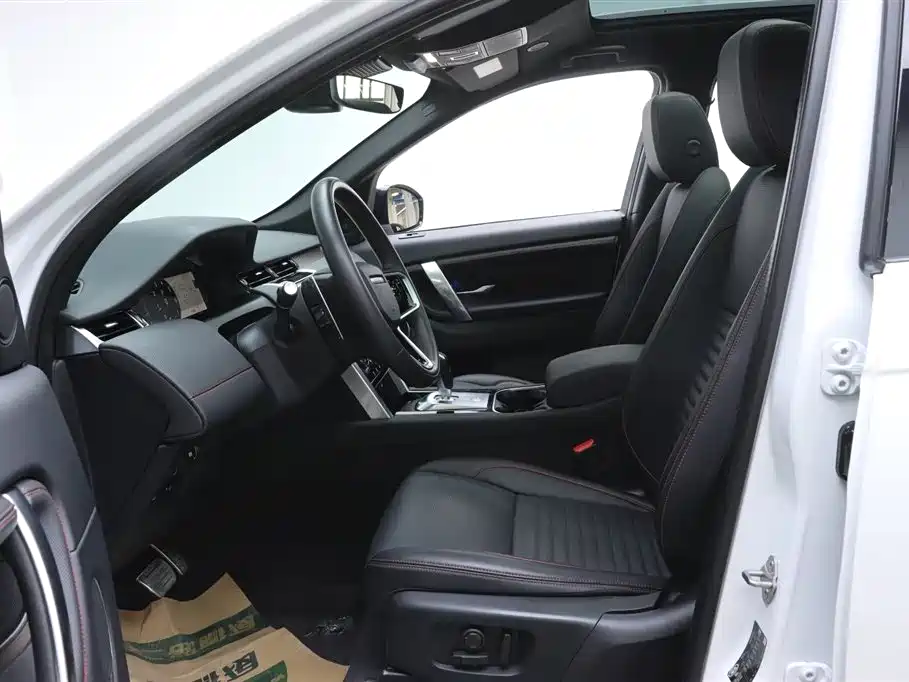 Land Rover Discovery Sport 2023 — фото 14