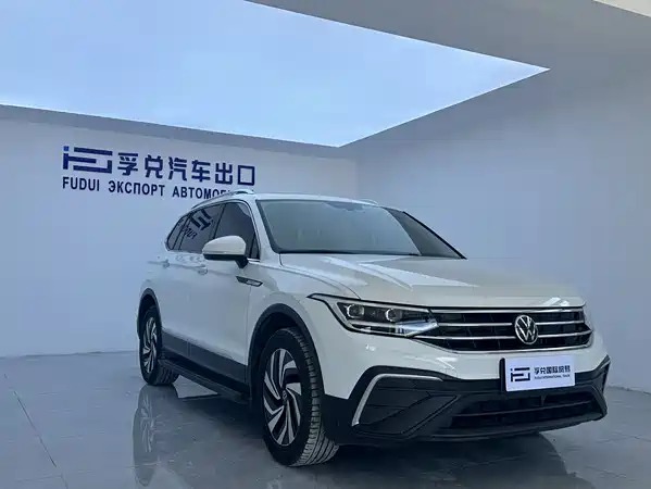 Volkswagen Tiguan L 2023