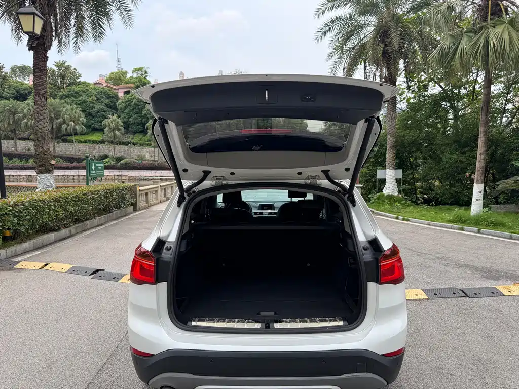 BMW X1 2018 — фото 13