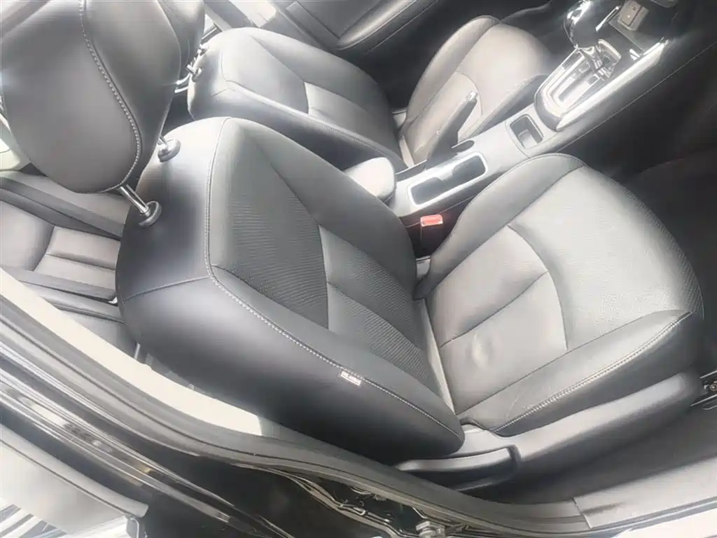 Nissan Sylphy 2019 — фото 25