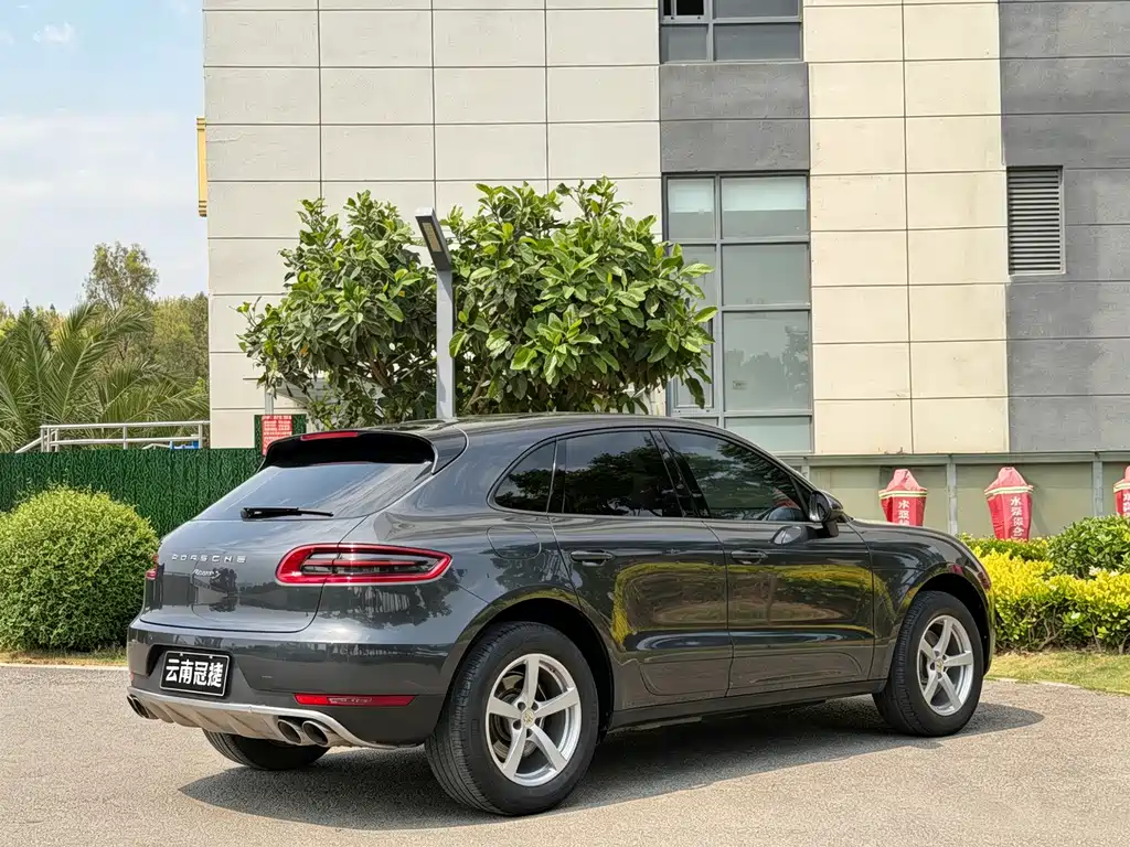 Porsche Macan 2018 — фото 7
