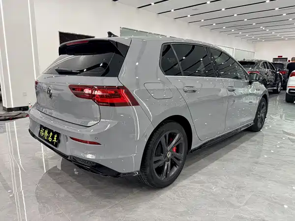 Volkswagen Golf 2022