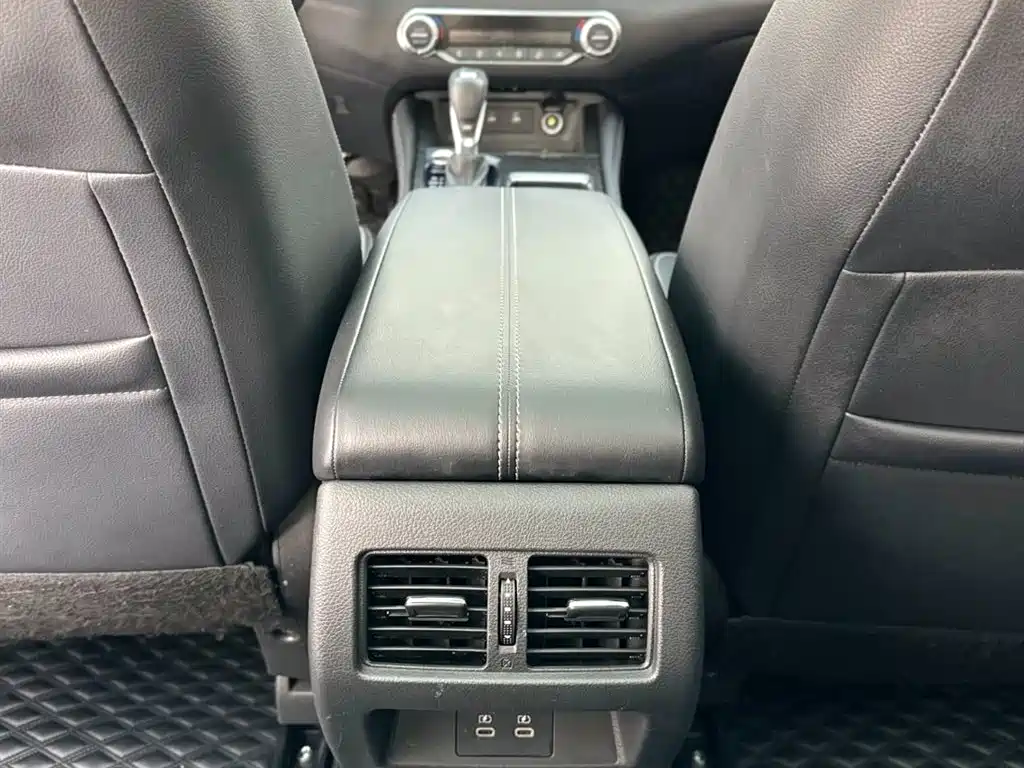 Nissan Teana 2023 — фото 20