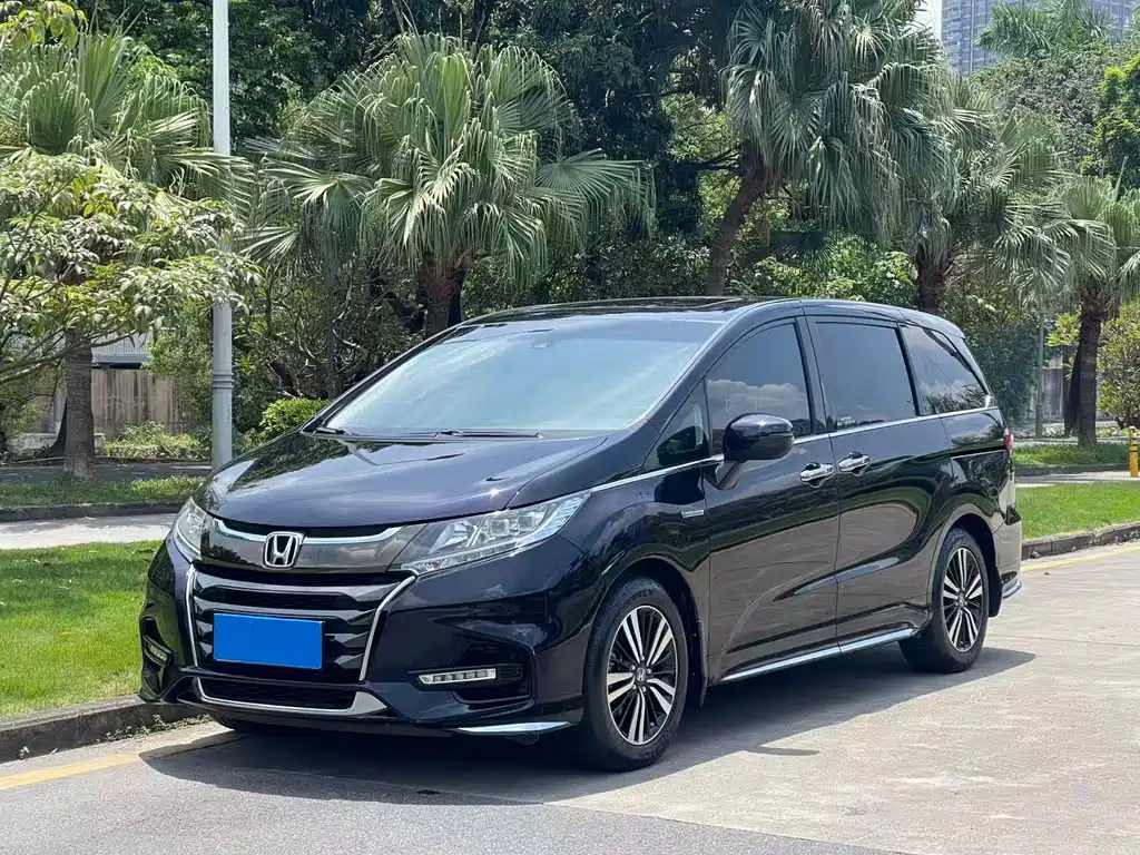Honda Odyssey 2019 — фото 1