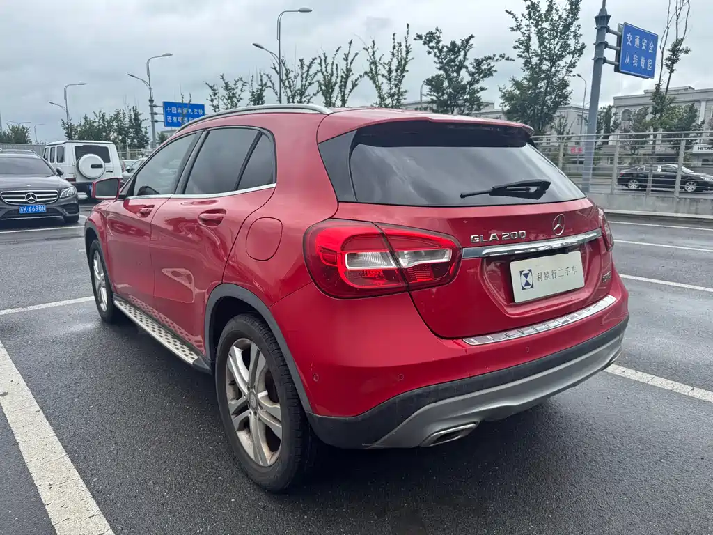 Mercedes-Benz GLA 2016 — фото 13