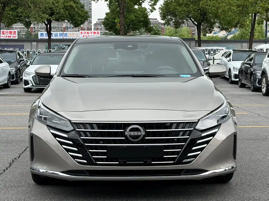 Nissan Teana 2022