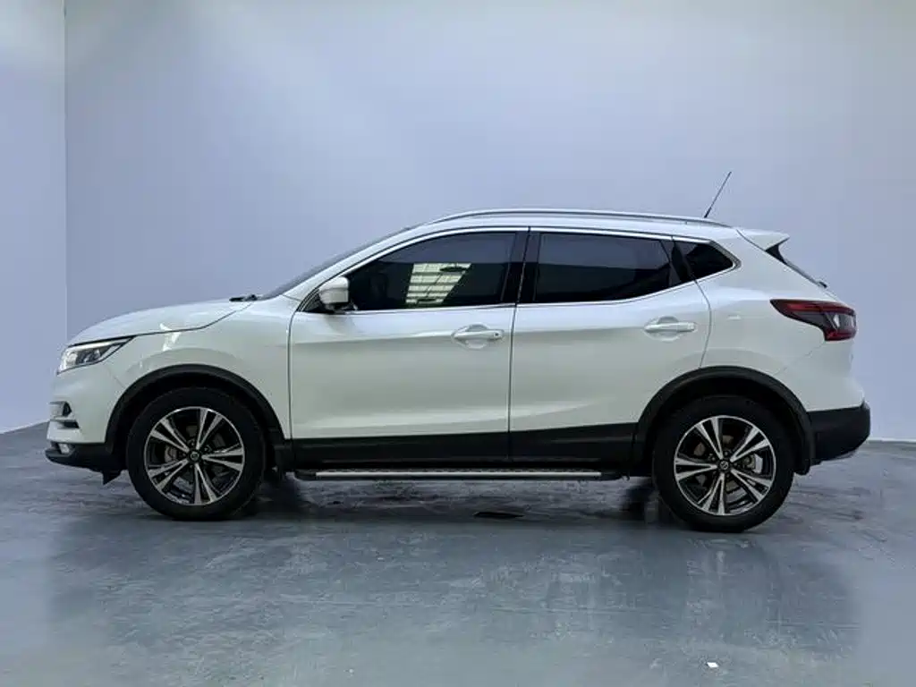 Nissan Qashqai 2022 — фото 12