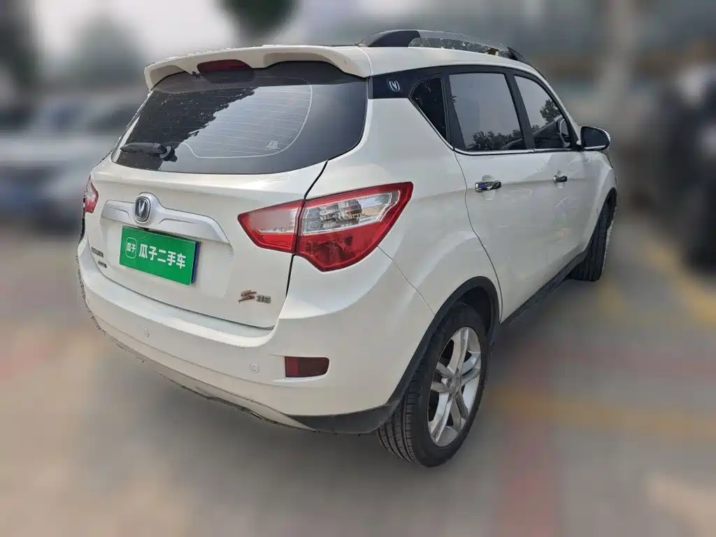 Changan CS35 2015