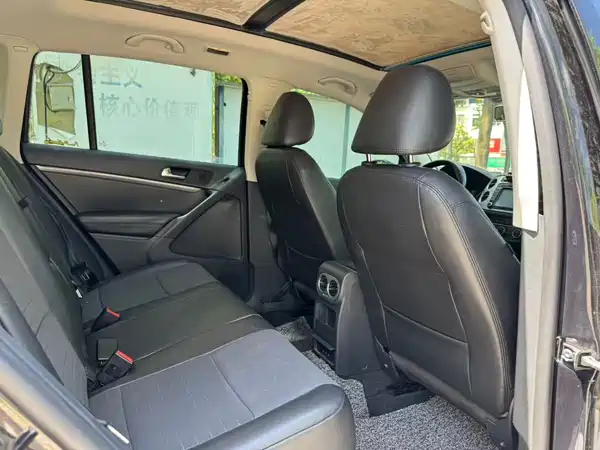 Volkswagen Tiguan 2015