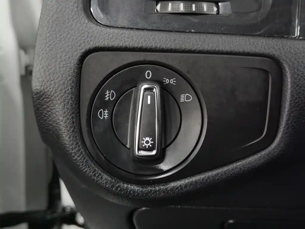 Volkswagen Golf 2019 — фото 21